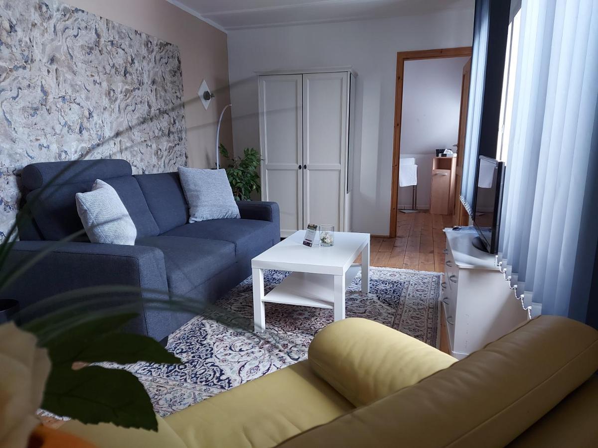 Hotelpension Pfarrhaus Альт-Шверин Экстерьер фото